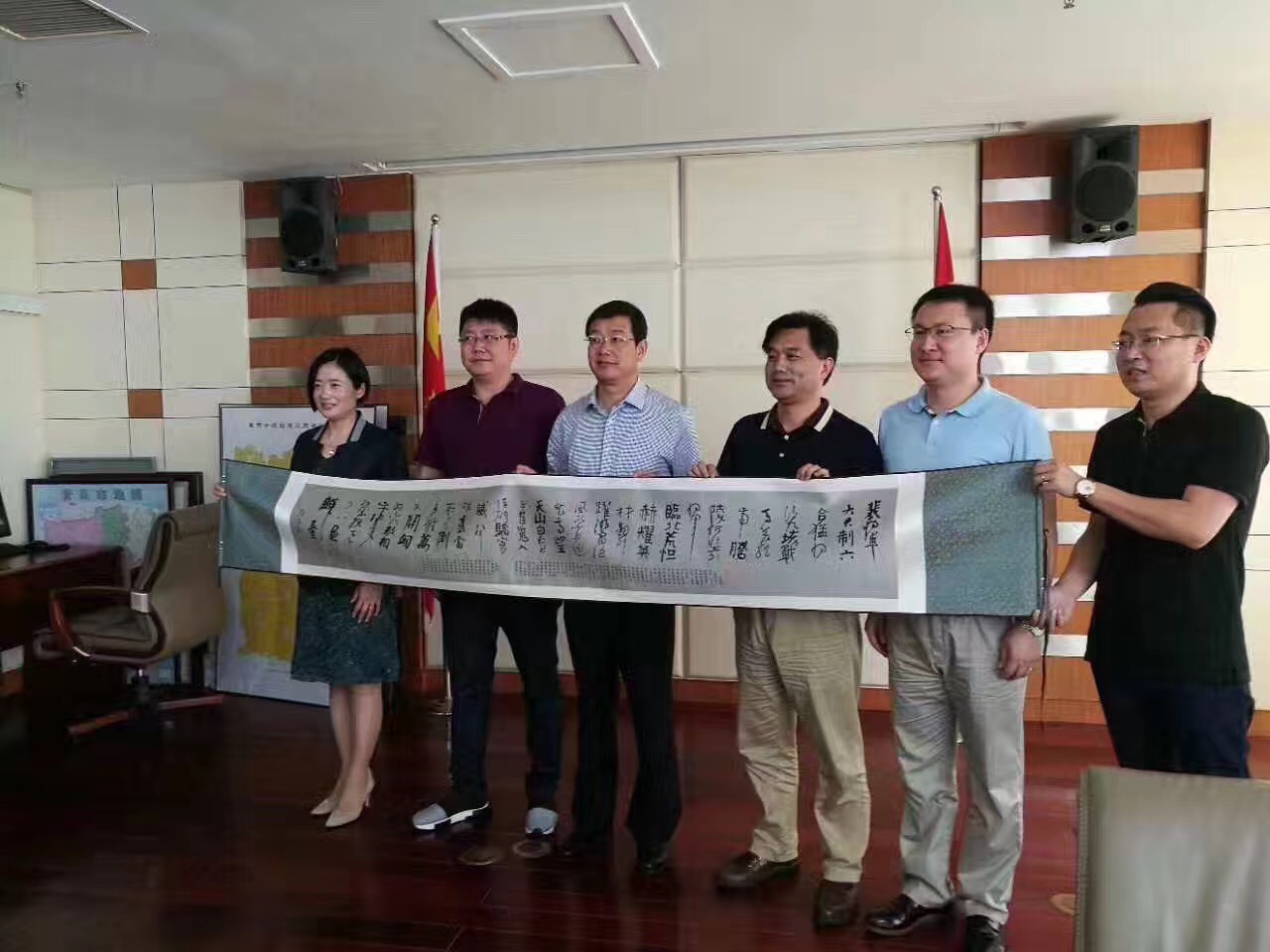 易彩堂集团与北京邮电大学主要领导莱西考察