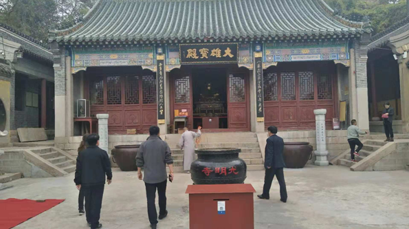 易彩堂集团受邀赴日照市五莲县考察五莲山光明寺景区