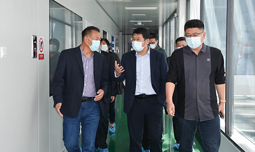 热烈欢迎中华全国供销合作总社济南果品研究院 张为宏董事长、山东省农业科学院农产品研究所彭立增博士一行莅临易彩堂集团参观交流